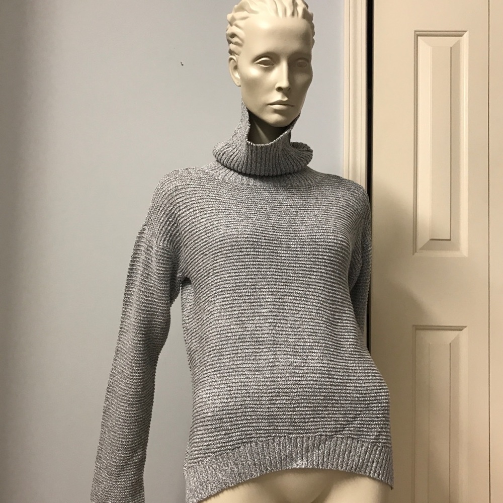 William Rast Sweater - Picture 5 of 7